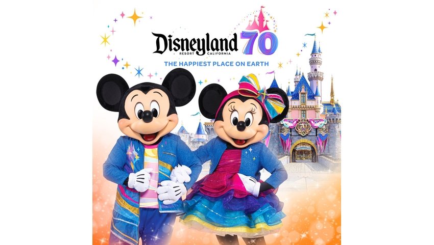 【非売品】カリフォルニアディズニーランド開園50周年記念 本&日本語翻訳CD 非売品】カリフォルニアディズニーランド開園50周年記念 本&日本